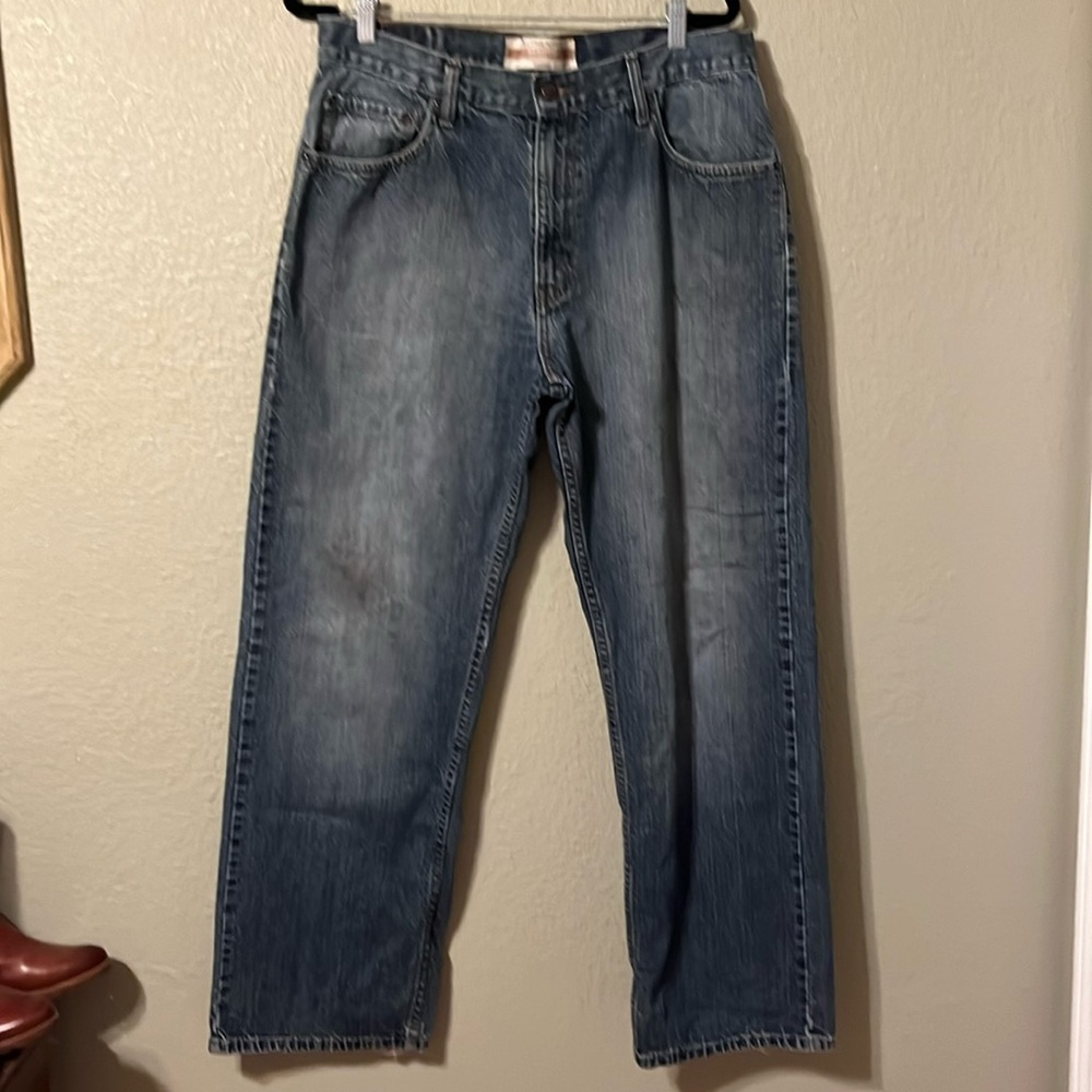 Authentic signature by Levi Strauss loose fit men’s jeans